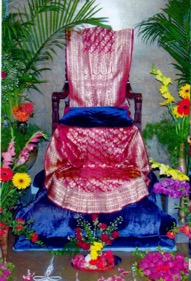 Maa-chair-Red.jpg