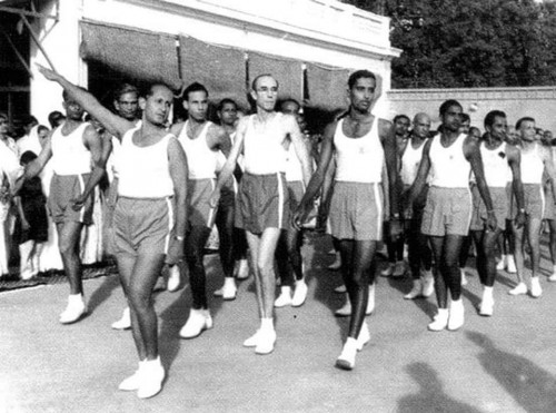 Pavitra : Phillippe Barbier Saint Hilaire#*2