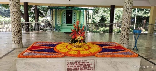 600_Samadhi-Decorations-at-Sri-Aurobindo-Yoga-Mandir-Rourkela.jpg